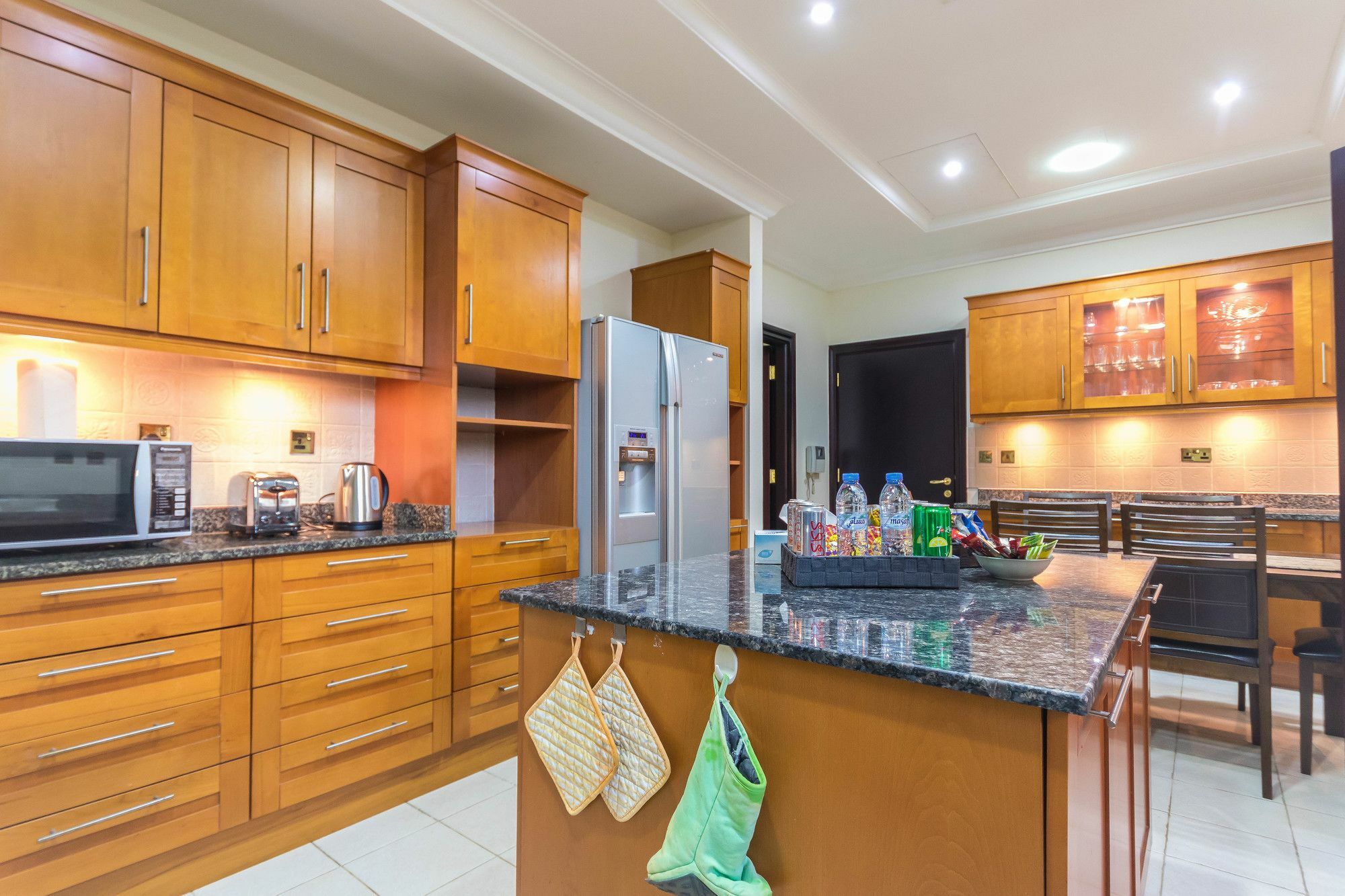 Yanjoon Holiday Homes - Palm Jumeirah Frond A Villas Dubai Exterior foto